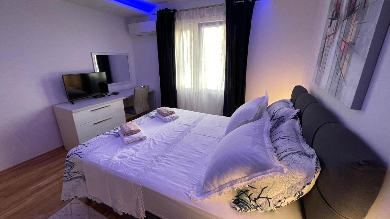 Luxury Apartman Bili Подгора Екстер'єр фото
